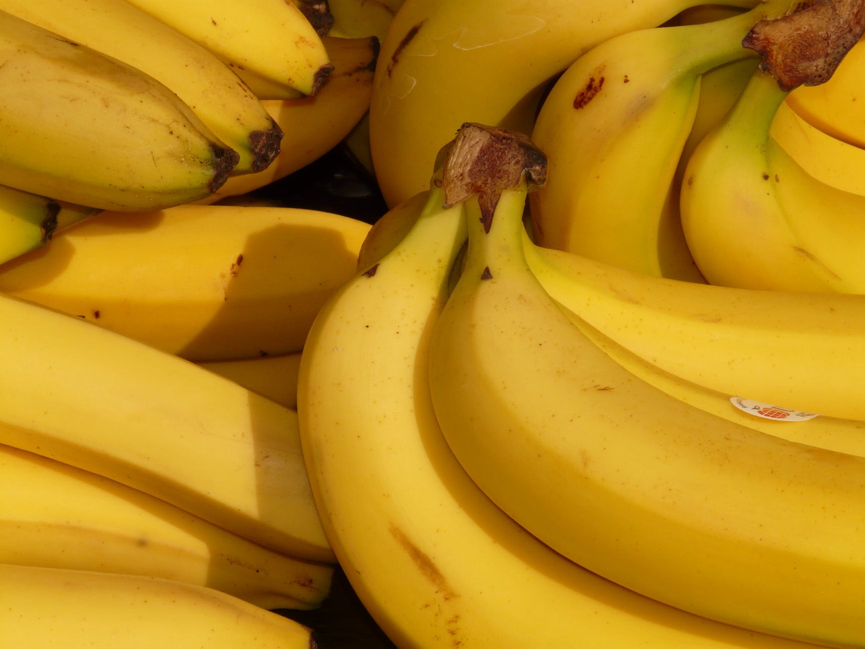 banana-fruit-healthy-yellow-41957